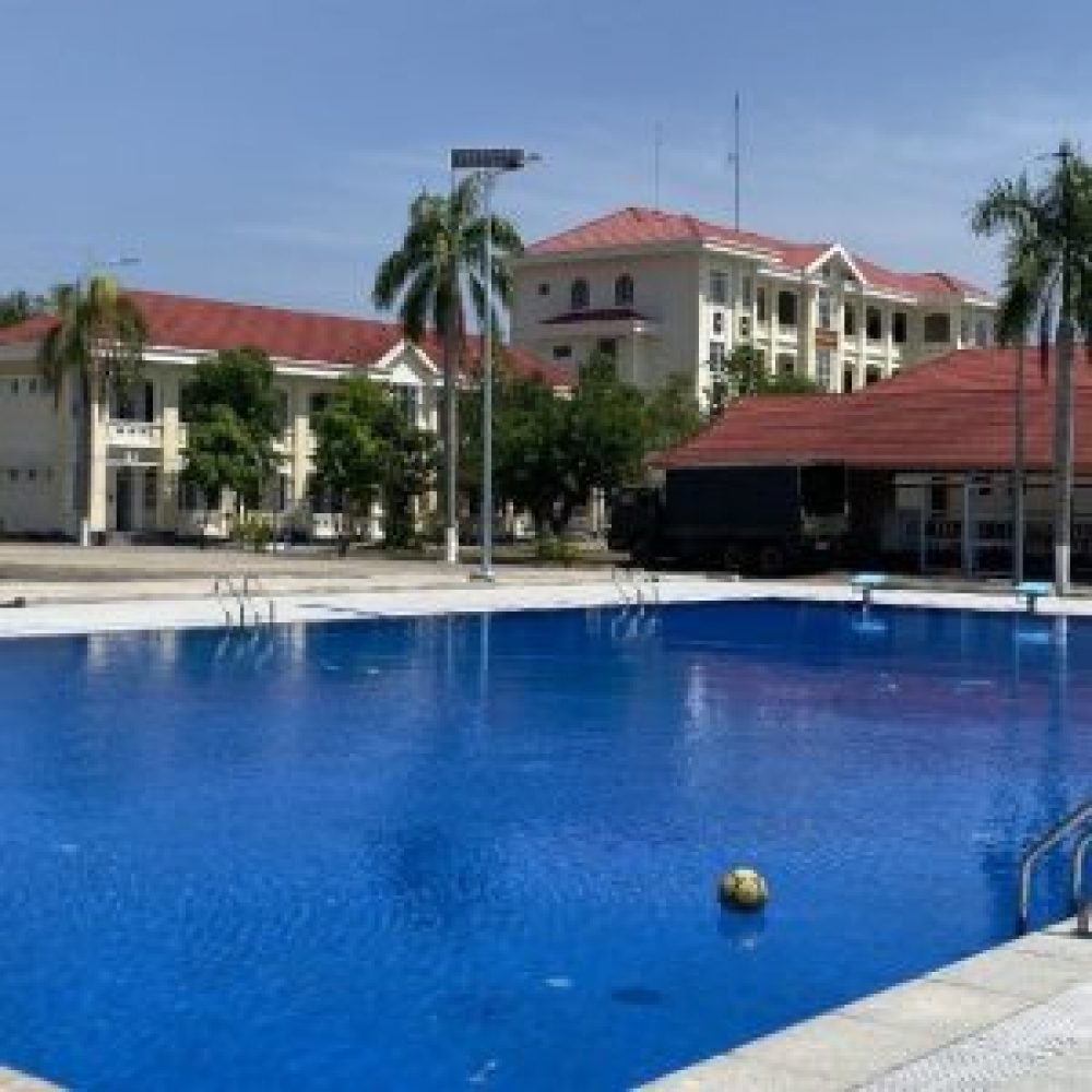 thi-cong-be-boi-dai-duong-8-300x300